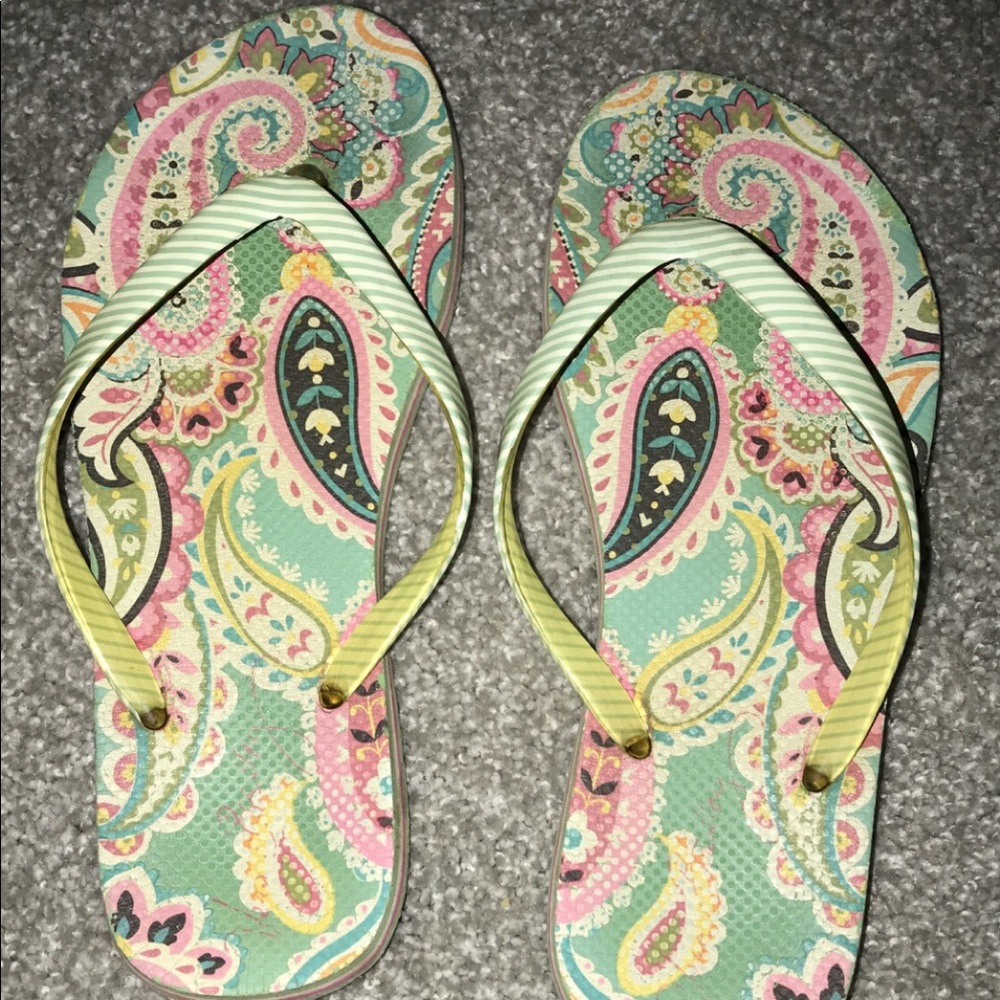 Vera Bradley flip flops